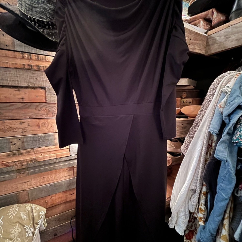Chic Black Off-Shoulder Jumpsuit